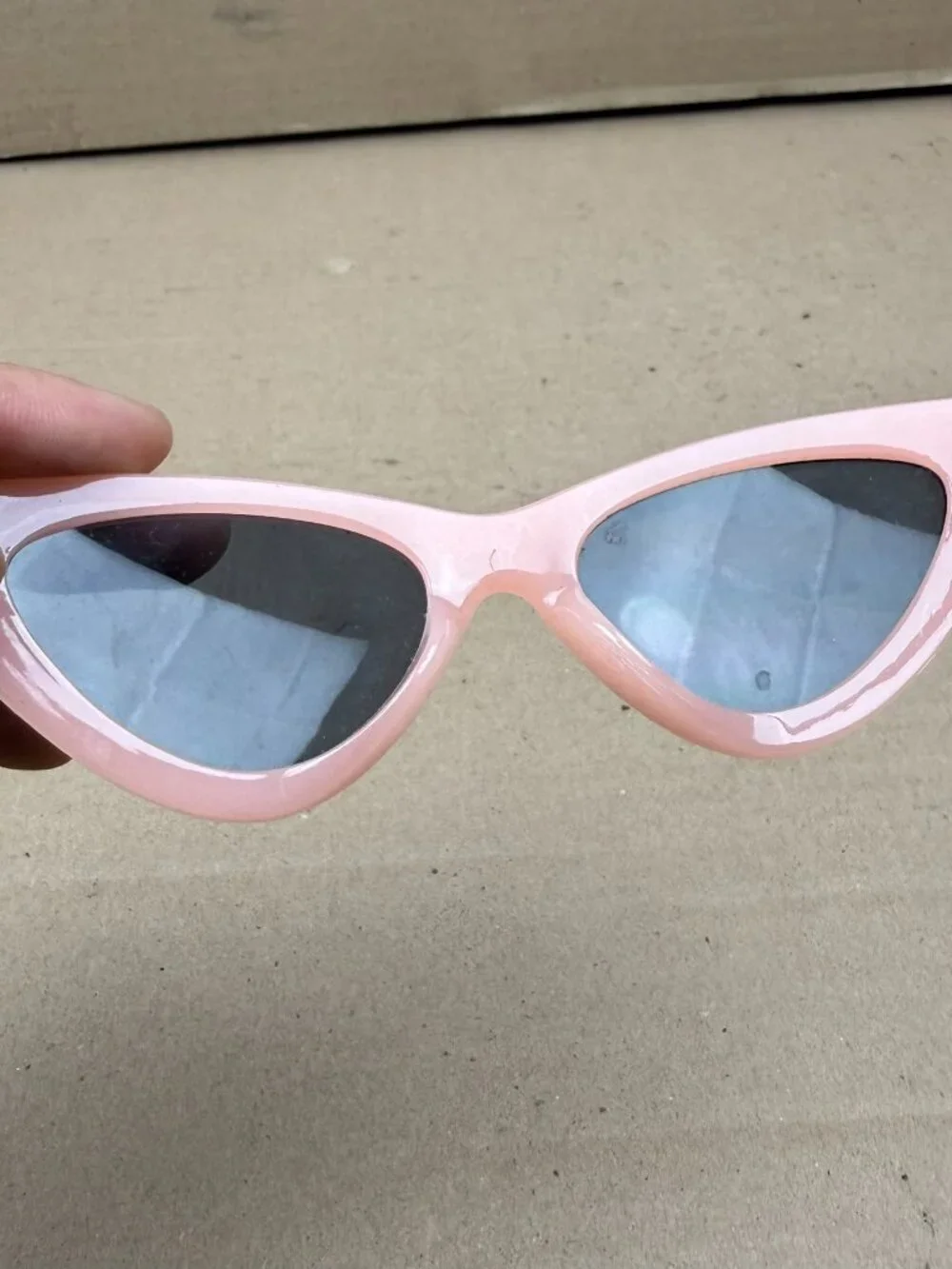 Vintage Style Pink Cat Eye Sunglasses Youth Kids DAMAGE Minor Scratches